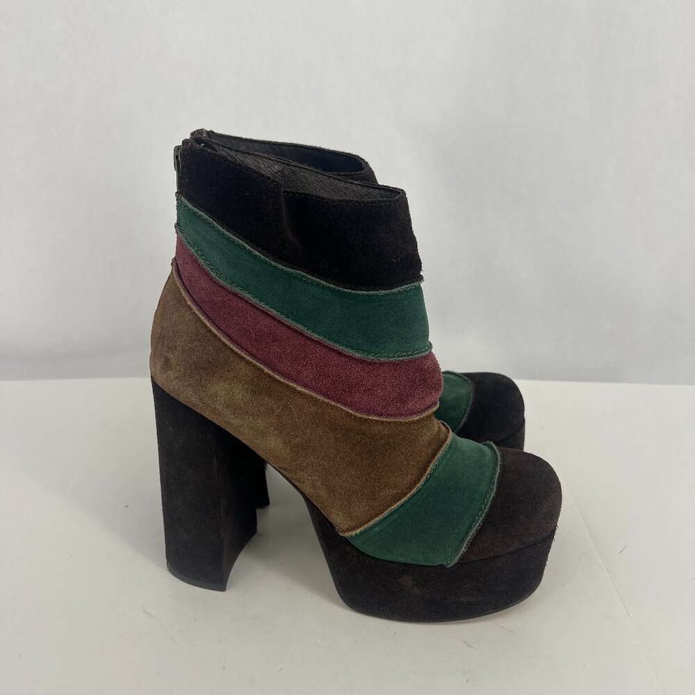 ZiGi Girl Women's Groove Chunky Heel Bootie
